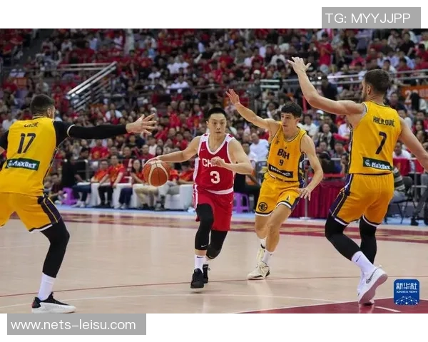 中国男篮热身赛挑战美国队展现实力与信心的较量 中国男篮热身赛挑战美国队展现实力与信心的较量